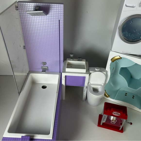 Rainbow High Doll House Bathroom with Tub & Sink Toilet More 2021 Fits 12" Dolls - Picture 5 of 6